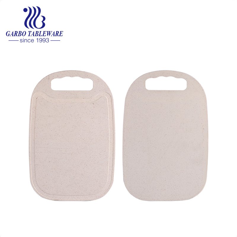 Wholesale cheap factory wheat straw cutting board with hanging handle
